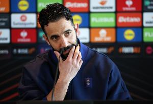 阿莫林：两次胜曼城若总结就是运气 引援并非要大牌而是符合理念